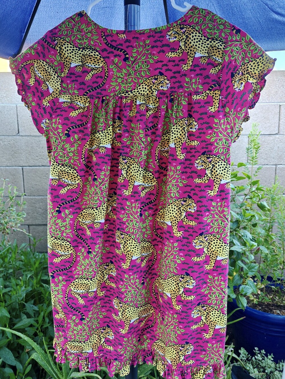 Like New Printfresh Pintuck Bagherra, Hot Pink. Size XS - Picture 3 of 5